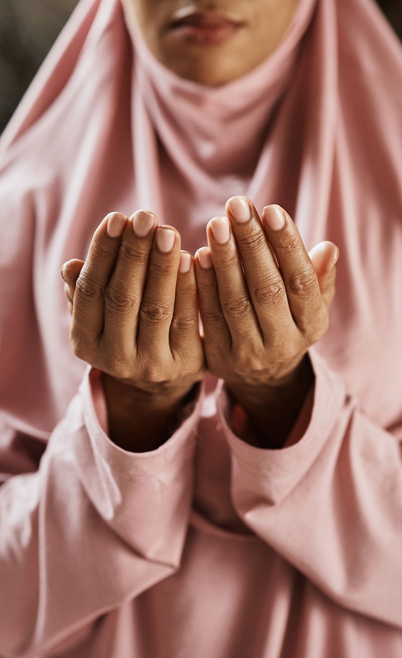 Man offering Salah